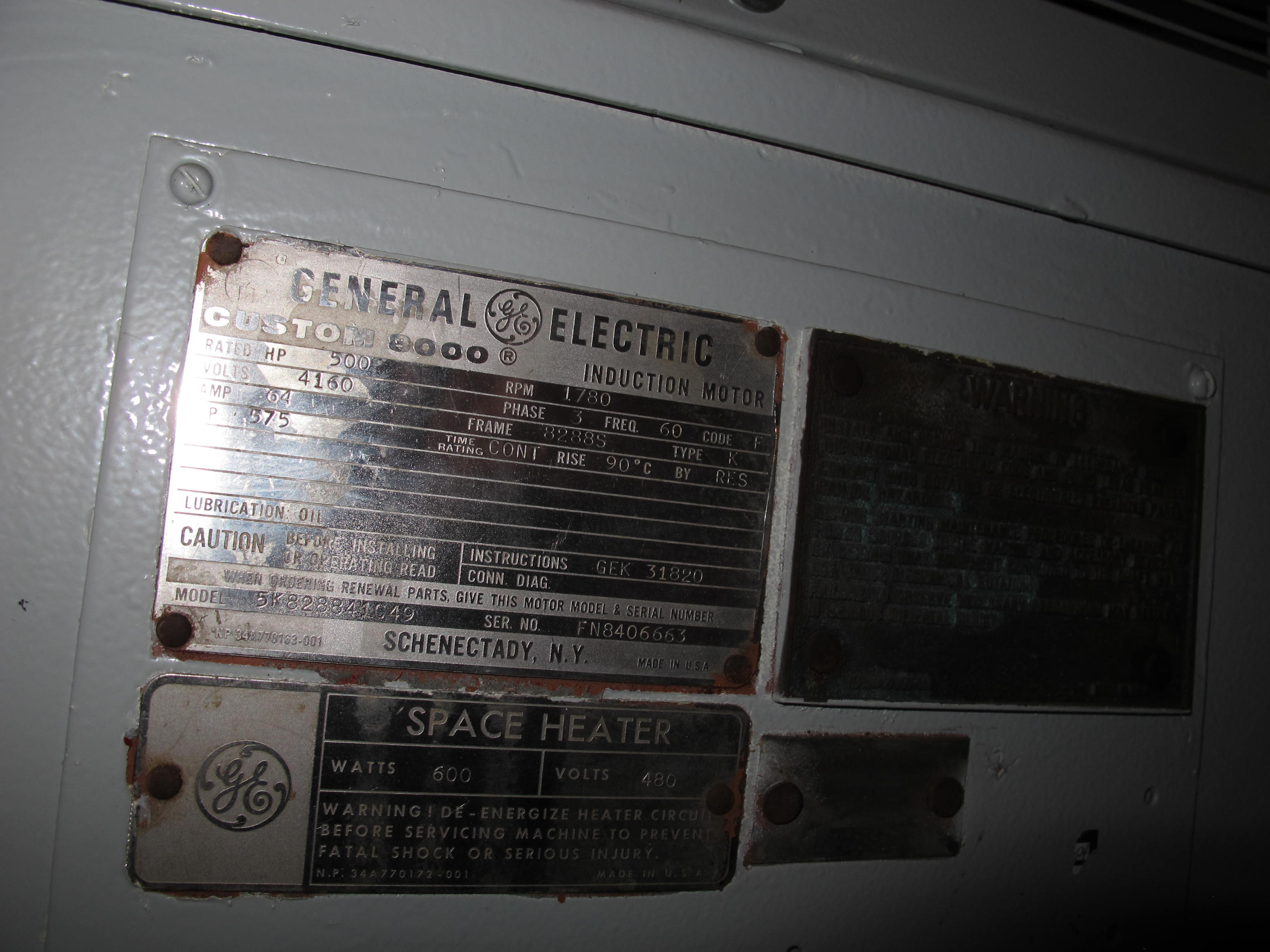 MOTOR, ELECTRIC TYPE, 500 HORSEPOWER, 4160V 60HZ ELEC RATING, 1780 RPM, 8208S FRAME, 64 AMPS, WP11 ENCLOSURE, CONTINUOUS DUTY,1.15 SERVICE FACTOR. 600W, 480VAC SPACE HEATER, PART # 5K8215542601 (W-50) LOADING & HANDLING FEE $250-